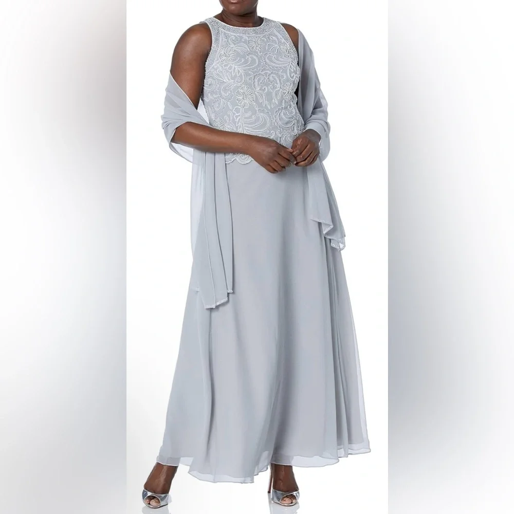 Chic Sleeveless Gray Maxi Dress - Picture 2 of 14